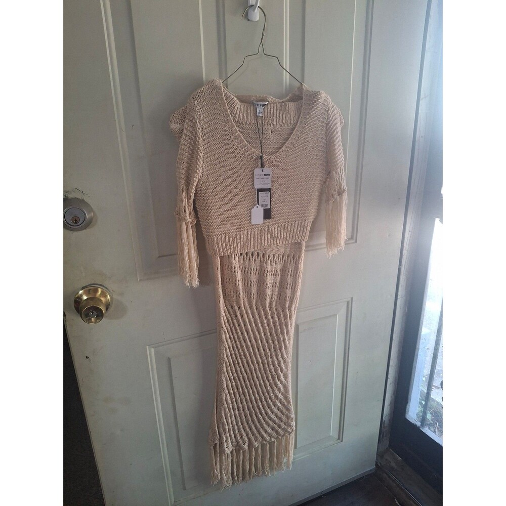 Beige skirt and shirt